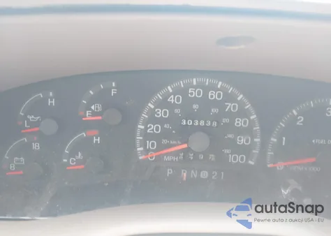 1998 Ford Expedition Eddie Bauer/Xlt z USA, uszkodzony, nr VIN 1FMRU176XWLB30950